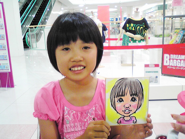 格安！1000円の色紙似顔絵